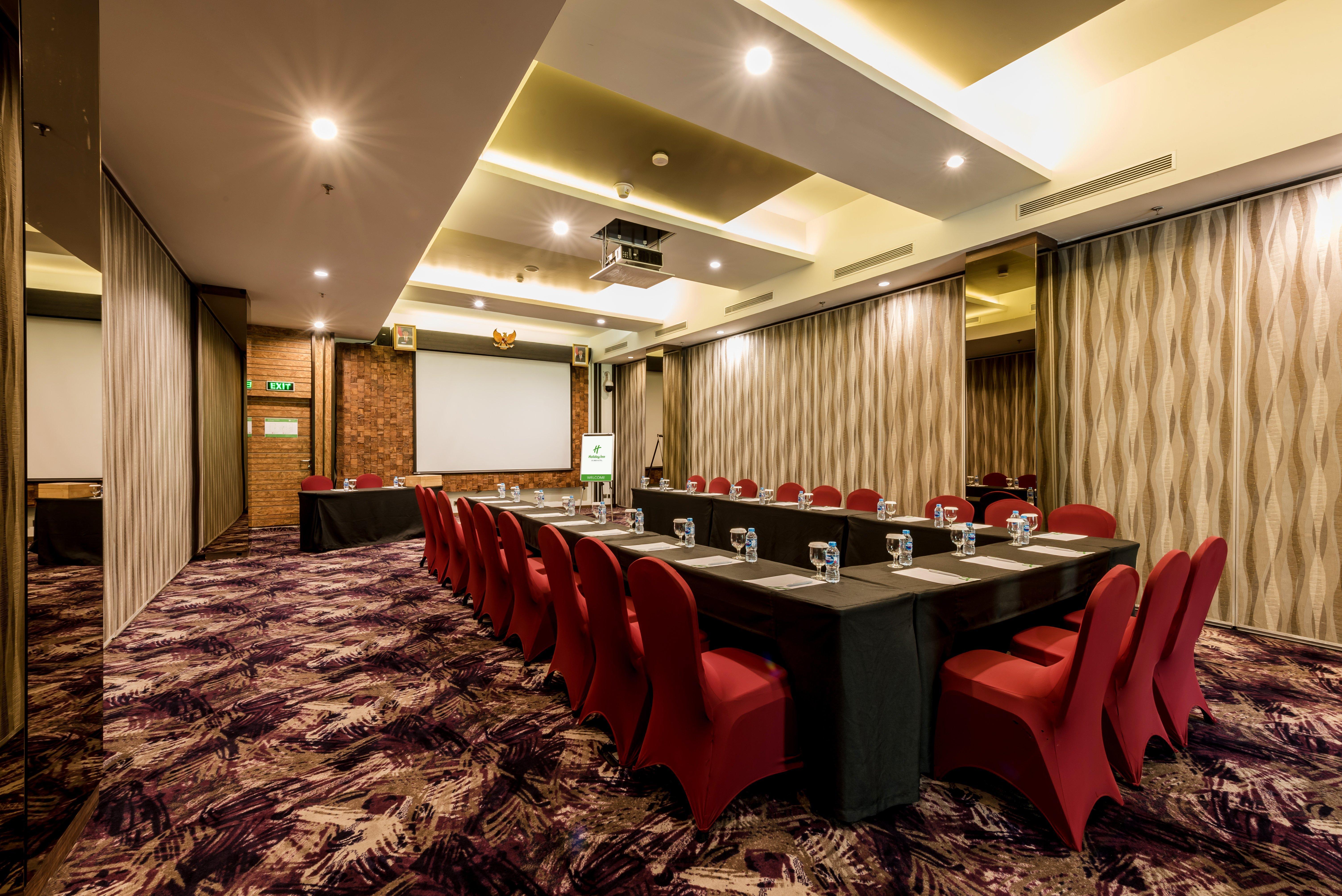 Holiday Inn Cikarang Jababeka By Ihg Kültér fotó