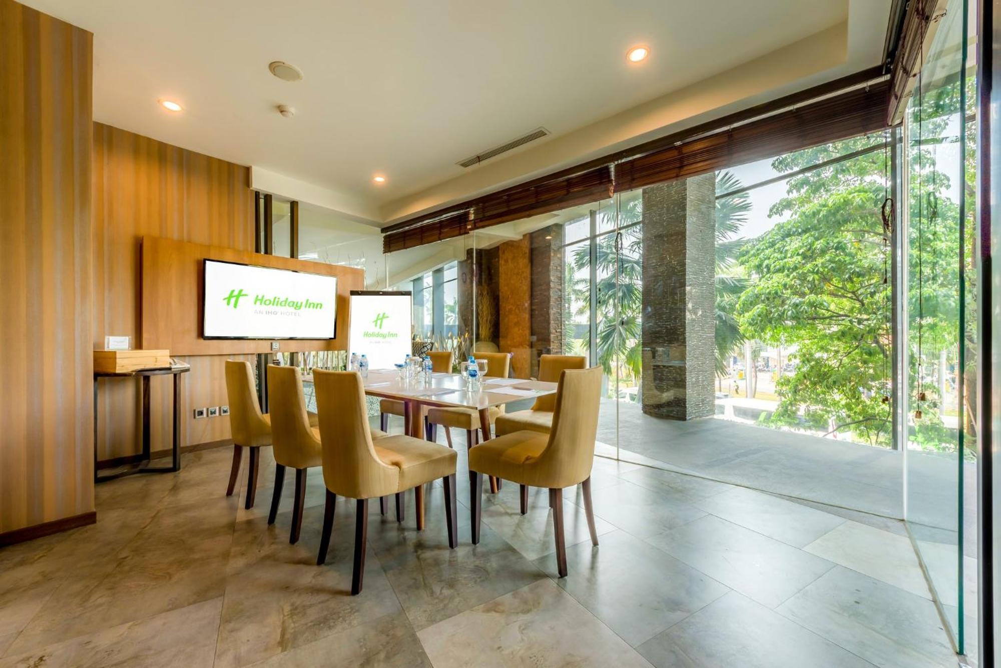 Holiday Inn Cikarang Jababeka By Ihg Kültér fotó